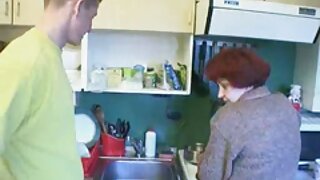 دو گرم لڑکیاں اس بگڑ ...